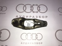 Pычаг выключения сцепления VAG 012141719B на Ауди 80/90/100/A4/A6 B3, B4, C3, C4, B5, C5