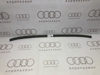 Декоративная накладка  1000мм передняя VAG 893867527 на Ауди 80 B4