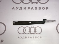 Кронштейн переднего крыла правый 893821138 на Ауди 80/90 893, 89Q, 8A2, B3, 8C2, 8C5, B4