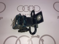 Петля задней двери нижняя 893833411 на Ауди 80/90 893, 89Q, 8A2, B3, 8C2, 8C5, B4