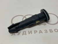 Направляющая для подголовника с регулировкой VAG 443881920 на Ауди 80/90/100 B3, C3