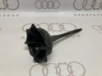 Болт крепления запасного колеса VAG 85380937701C 853809377 на Ауди 80/90 B3