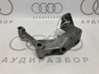 Скоба насоса ГУР VAG 050145531 026145531D на Ауди 80/90 B3, B4