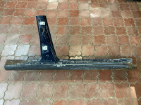 Порог правый  VAG 893803762B на Ауди 80/90 B3, B4