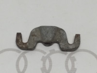 Выравнивающая скоба VAG 8A0711397 на Ауди 80/90 B3, B4