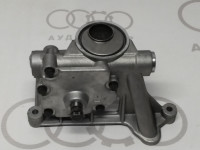 Насос масляный 078115105D на Ауди A4/A6 B5, B6, C5