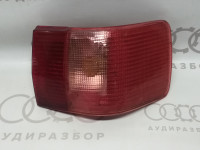 Задний фонарь снаружи справа AVANT 8A9945218 8A9945096 на Ауди 80 B4