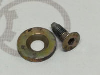 Винт TORX M6X17 комбинированный  VAG N90456701 на Ауди 80 B4