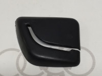 Кожух Направляющая ремня безопасности слева AVANT VAG 8A9857783 на Ауди 80 B4