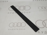 Накладка AVANT VAG 895886747A на Ауди 80 B4