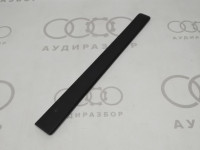 Накладка AVANT VAG 895886747A на Ауди 80 B4