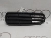 Pешетка воздухонаправляющая слева спереди VAG 8A0807345 8A0807345B на Ауди 80 B4