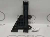 Направляющий элемент слева спереди VAG 8A0807283 на Ауди 80 B4