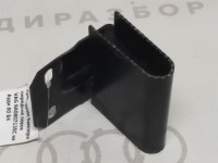 Крепление бампера переднее левое VAG 8A0807135C на Ауди 80 B4