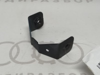 Крепление бампера переднее левое правое VAG 8A0807135C 8A0807136C на Ауди 80 B4