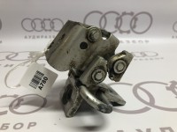 Петля задней двери нижняя 893833411 на Ауди 80/90 893, 89Q, 8A2, B3, 8C2, 8C5, B4