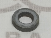 Подкладочная шайба крепление бампера переднего  VAG 8A0807135C 8A0807136C на Ауди 80 B4