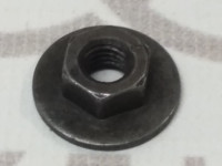 Гайка шестигранная с шайбой M6 VAG N90132606 N90132603 на Ауди 80/100/A6 B4, C4