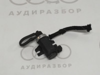 Пневматический клапан VAG 1H0906627 на Ауди 80/100/A4/A6 B4, C4, B5, C5
