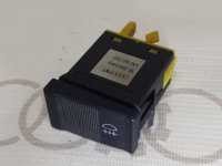 Выключатель задней противотуманной фары  VAG 4A0941563 893941563 на Ауди 80/90/100 B3, B4, C4