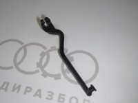 Cоединительная тяга люка слева сзади AVANT VAG 895877279 на Ауди 80 B4