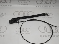 Направляющая кулисы люка справа AVANT VAG 895877152 на Ауди 80 B4