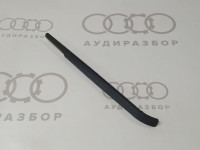 Накладка левая AVANT VAG 895877155 на Ауди 80 B4