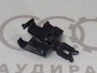 Крюк для стального люка AVANT VAG 895877783 на Ауди 80 B4
