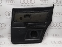 Обивка двери справа сзади VAG 8A0867304F 8A0867304G на Ауди 80 B4