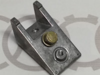 Гнездо фланец крепления заднего сиденья AVANT  VAG 8A9885199 на Ауди 80 B4