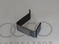 Пружинная защелка VAG 893905397D на Ауди 80/90 B3, B4