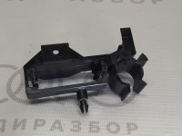 Кронштейн VAG 893820520 на Ауди 80 B4