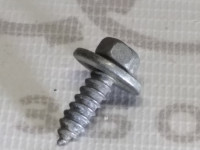 Cаморез шестигранный 5,5X19 VAG N0138882 на Ауди 80/90/100/A6 B3, B4, C4