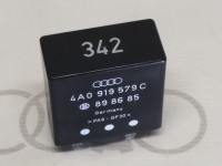Блок управления электромагнитной муфты 1Z VAG 4A0919579C на Ауди 80 B4