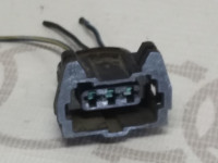 Корпус плоского разъёма трех штекерный VAG 171906230 на Ауди 80/90/100/A4 B3, B4, C4, B5