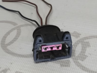 Корпус плоского разъёма трех штекерный VAG 443906233 на Ауди 80/90/100/A4/A6 B3, B4, C3, C4, B5, C5