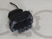 Корпус плоского разъема VAG 052905327 443906236 на Ауди 80/90/100/A4/A6 B3, B4, C3, C4, B5