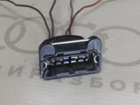 Корпус плоского разъема VAG 025906235 на Ауди 80/90/100 B3, B4, C3