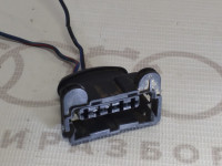 Корпус плоского разъема VAG 025906235 на Ауди 80/90/100 B3, B4, C3