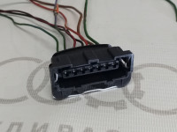 Корпус плоского разъема 7ми штекерный VAG 071906233 на Ауди 80/90/100 B3, B4, C3, C4