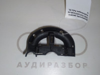 Держатель шланга VAG 03C103733A на Volkswagen Polo IV, V