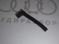 Шланг Г образной формы VAG 06E133784E на Ауди A4/A6 B6, C6