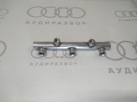 Pаспределитель топлива левый VAG 06E130089D 06E130089B на Ауди A4/A6 B6, C6