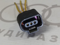 Корпус плоского разъёма VAG 1J0973703 на Ауди A3/A4/A6 8L, B5, C5