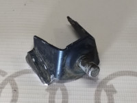 Опора газового упора нижняя VAG 893823402 на Ауди 80/90 B3, B4