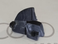 Уплотнитель под накладку справа спереди VAG 893857506 на Ауди 80/90 B3, B4