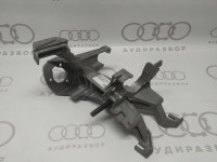Кронштейн ножн. органа управл. VAG 8A1721115 893721115D на Ауди 80/90 B3, B4